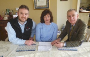 Dr Ryan Law from Dunbia discusses the returns for the latest batch of Hereford steers supplied to the Hereford beef scheme with Rosie Roberts and Robin Irvine of the Hereford Cattle Society.